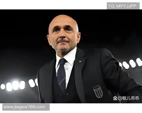 法国足球明星加盟曼联引发全球关注球迷热议新赛季表现期待 法国足球明星加盟曼联引发全球关注球迷热议新赛季表现期待