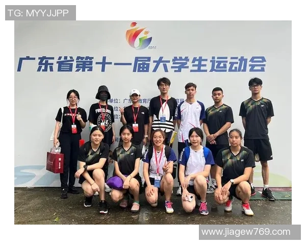 深圳羽毛球队心理素质揭秘：如何在比赛中保持冷静与专注