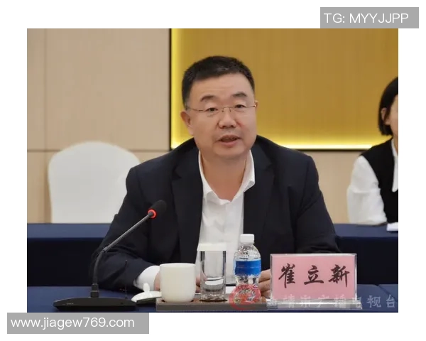 深圳篮球队团队协作的创新之路与热议背后的深层思考