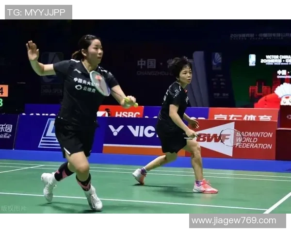 上海羽毛球队联赛表现分析团队配合与战术执行的关键因素探讨