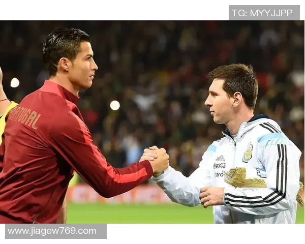 董宇辉足球明星的成长之路与辉煌成就揭秘